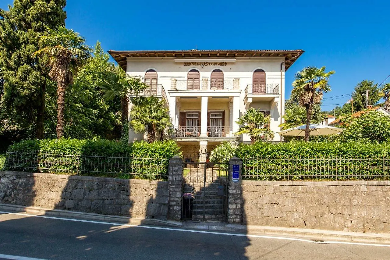 Apartment Carolina Opatija Kroatien