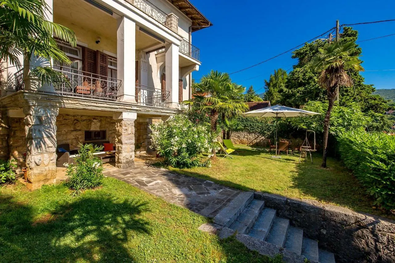 Apartment Carolina Opatija